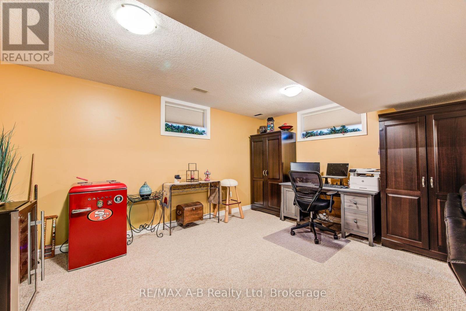 48 WELLINGTON STREET, East Zorra-Tavistock (Tavistock), Ontario, N0B2R0 — Photo 35