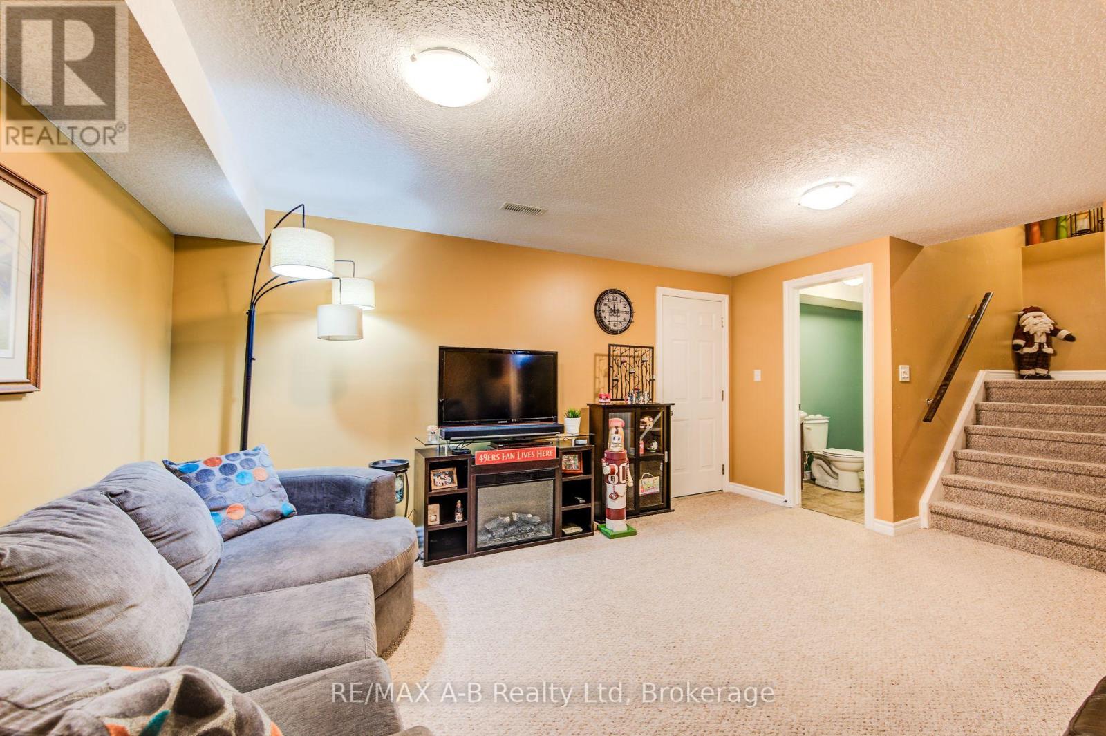 48 WELLINGTON STREET, East Zorra-Tavistock (Tavistock), Ontario, N0B2R0 — Photo 38