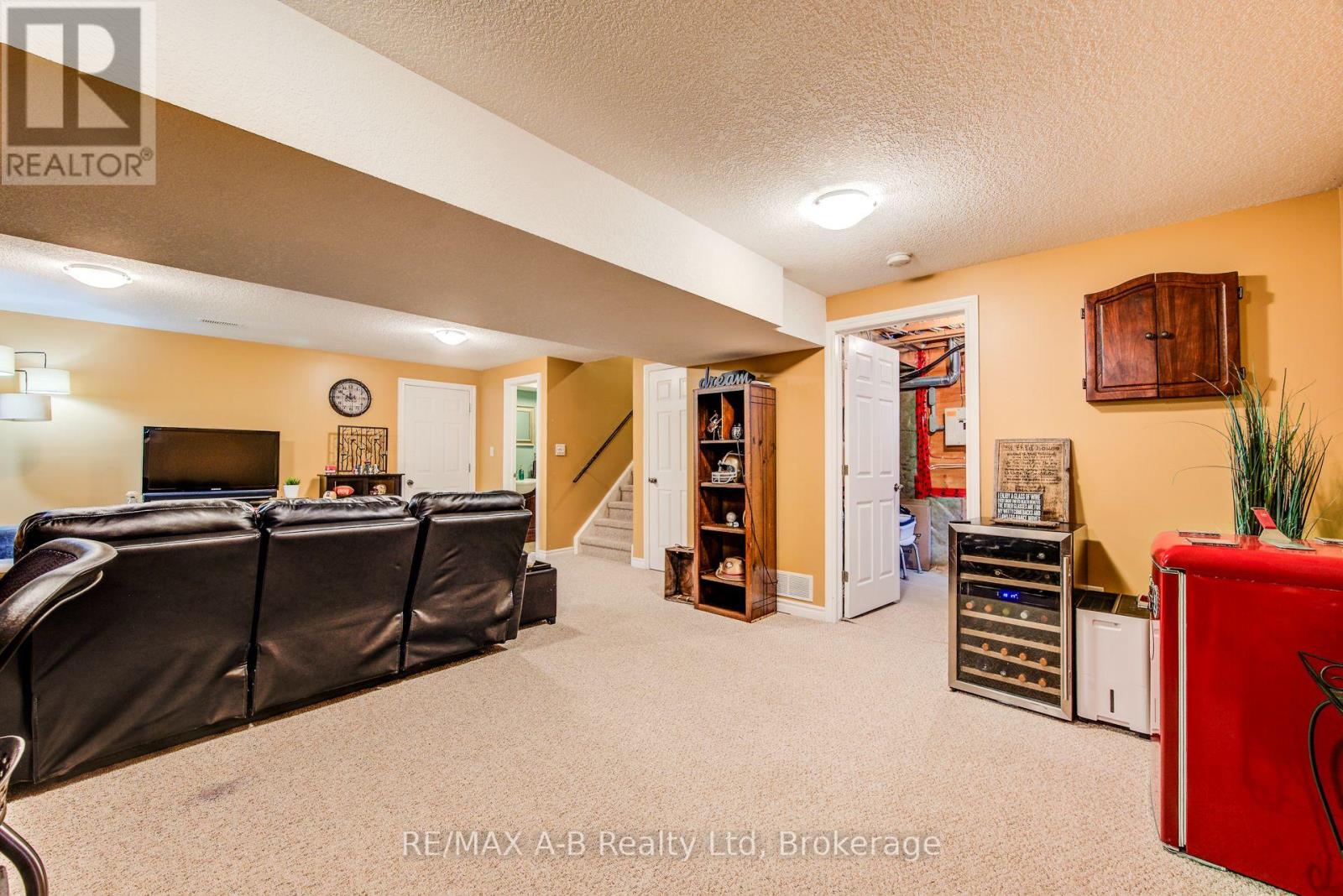 48 WELLINGTON STREET, East Zorra-Tavistock (Tavistock), Ontario, N0B2R0 — Photo 37
