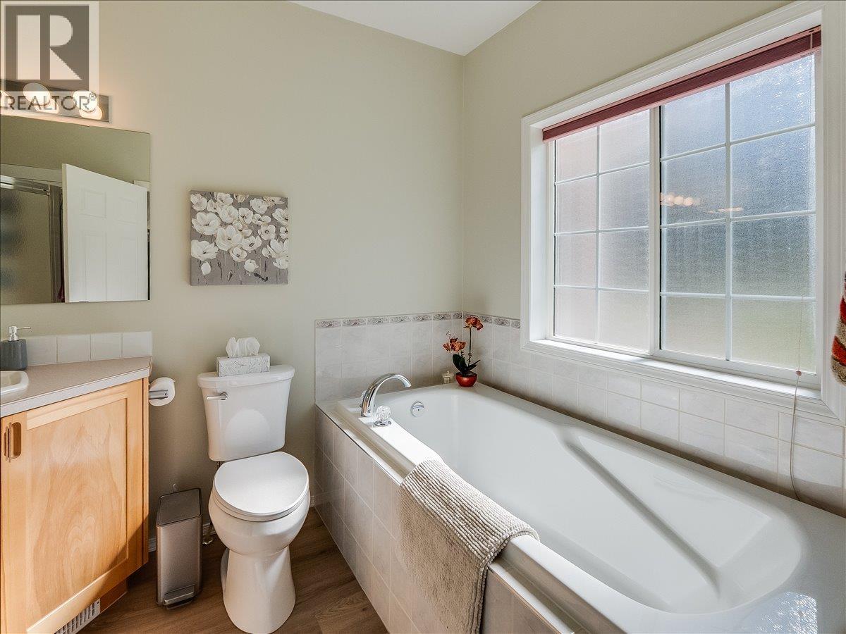 1750 Green Road, Fruitvale