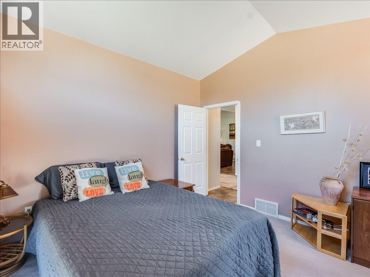 1750 Green Road, Fruitvale