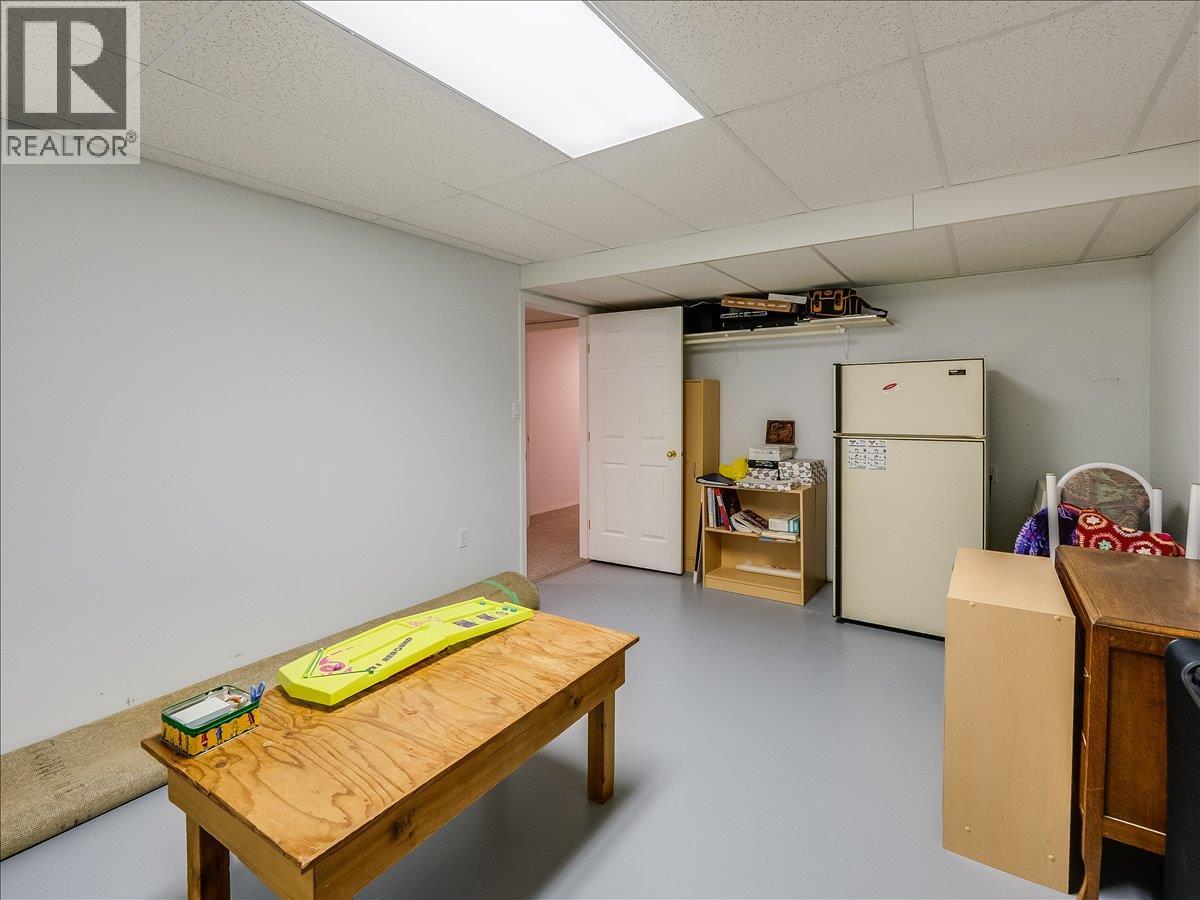 1750 Green Road, Fruitvale