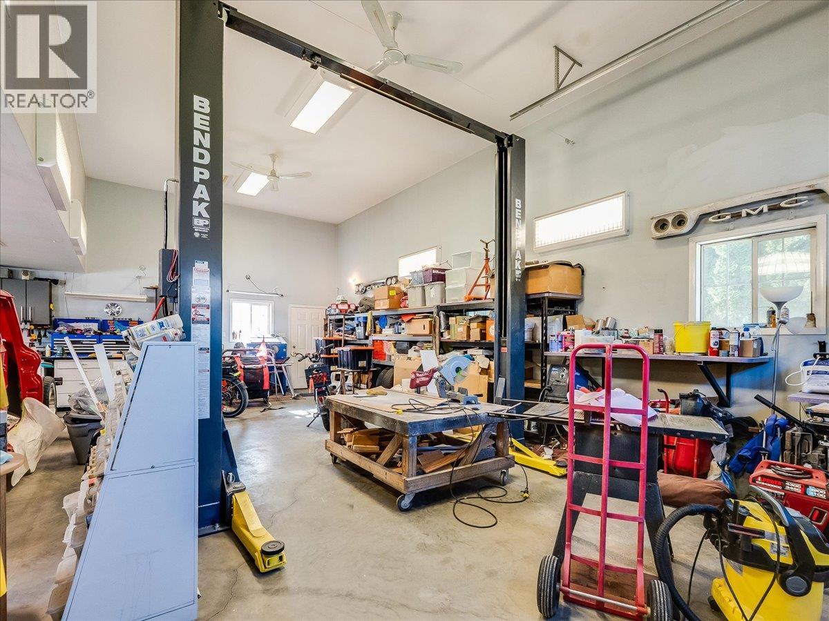 1750 Green Road, Fruitvale