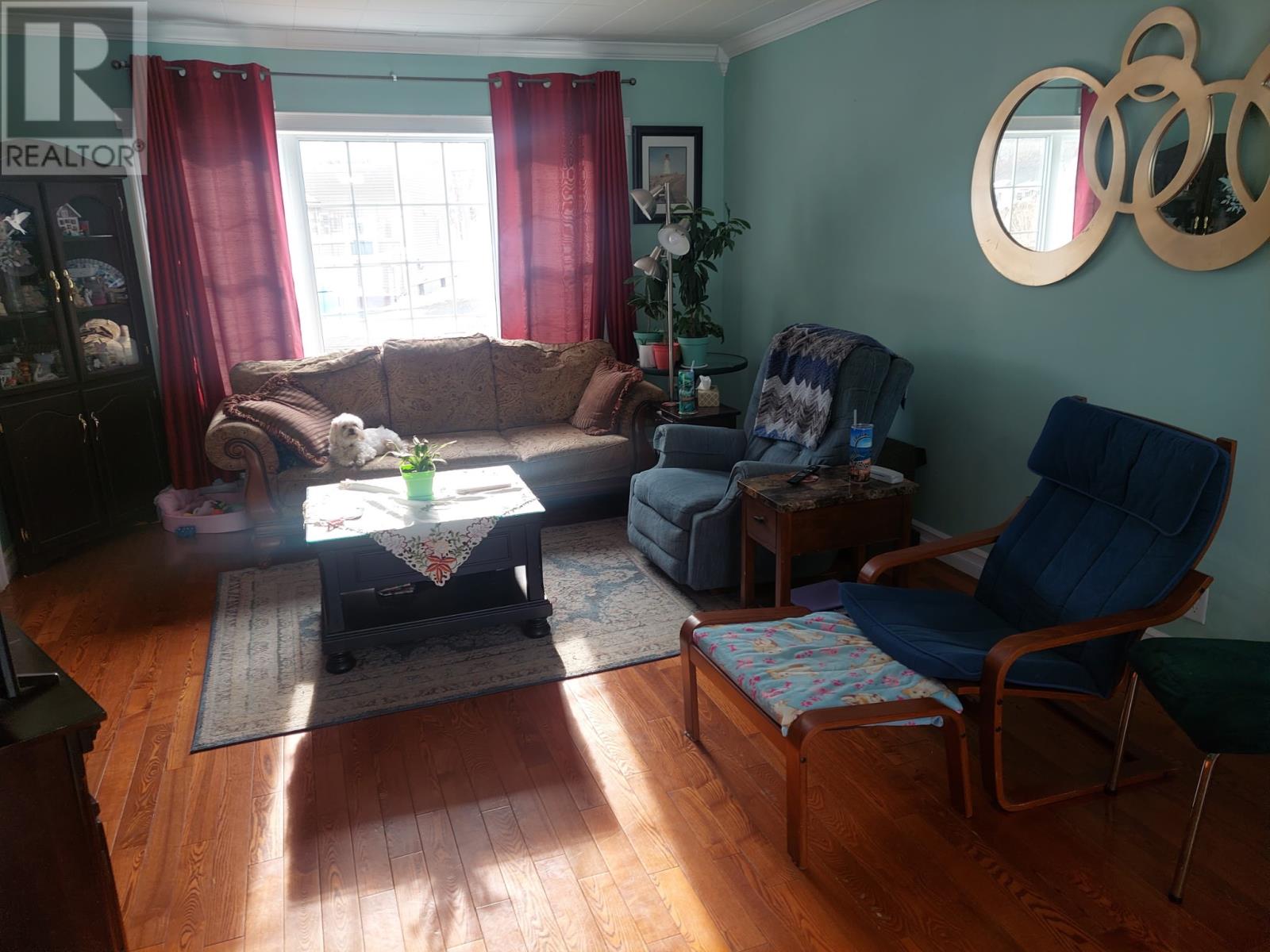 5 Armstrong Avenue — photo 8