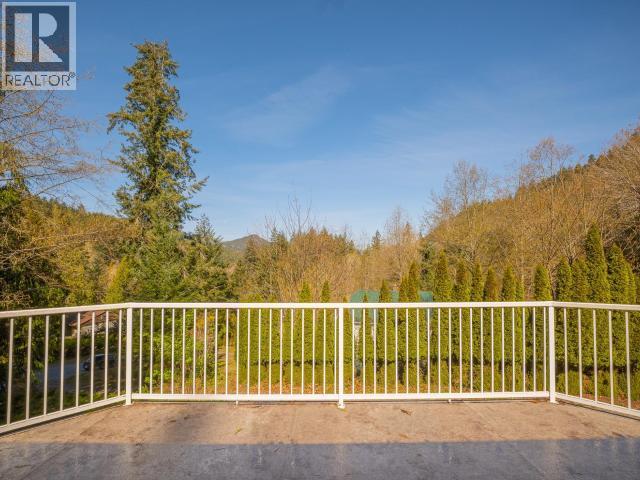 5900 WADDINGTON AVE, Powell River