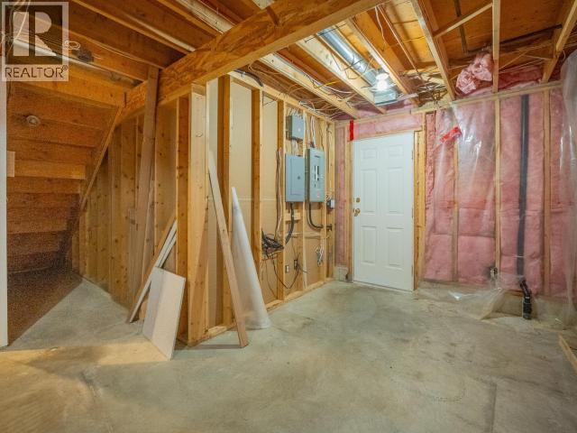 5900 WADDINGTON AVE, Powell River