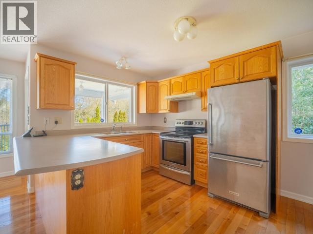 5900 WADDINGTON AVE, Powell River