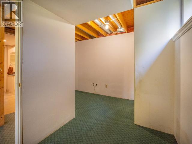 5900 WADDINGTON AVE, Powell River