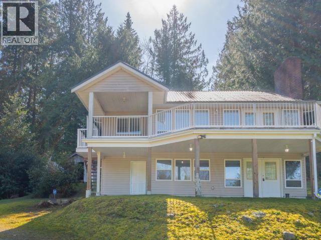 5900 WADDINGTON AVE, Powell River