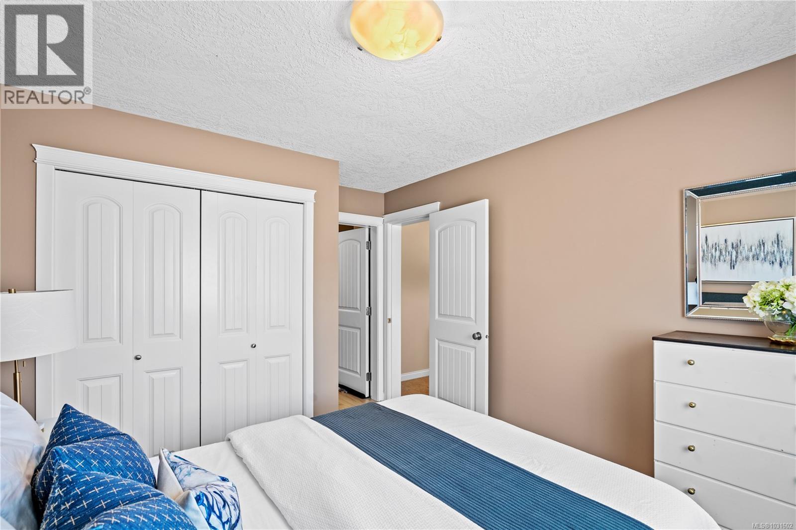 2798 LAKESHORE PL - 31