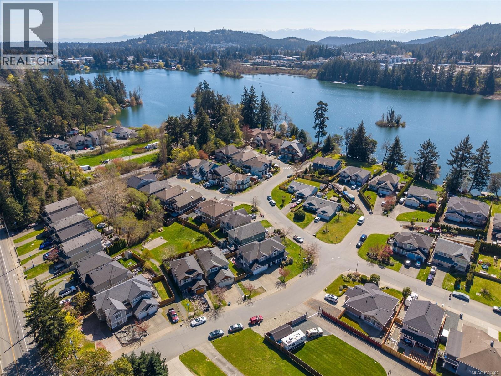 2798 LAKESHORE PL - 77