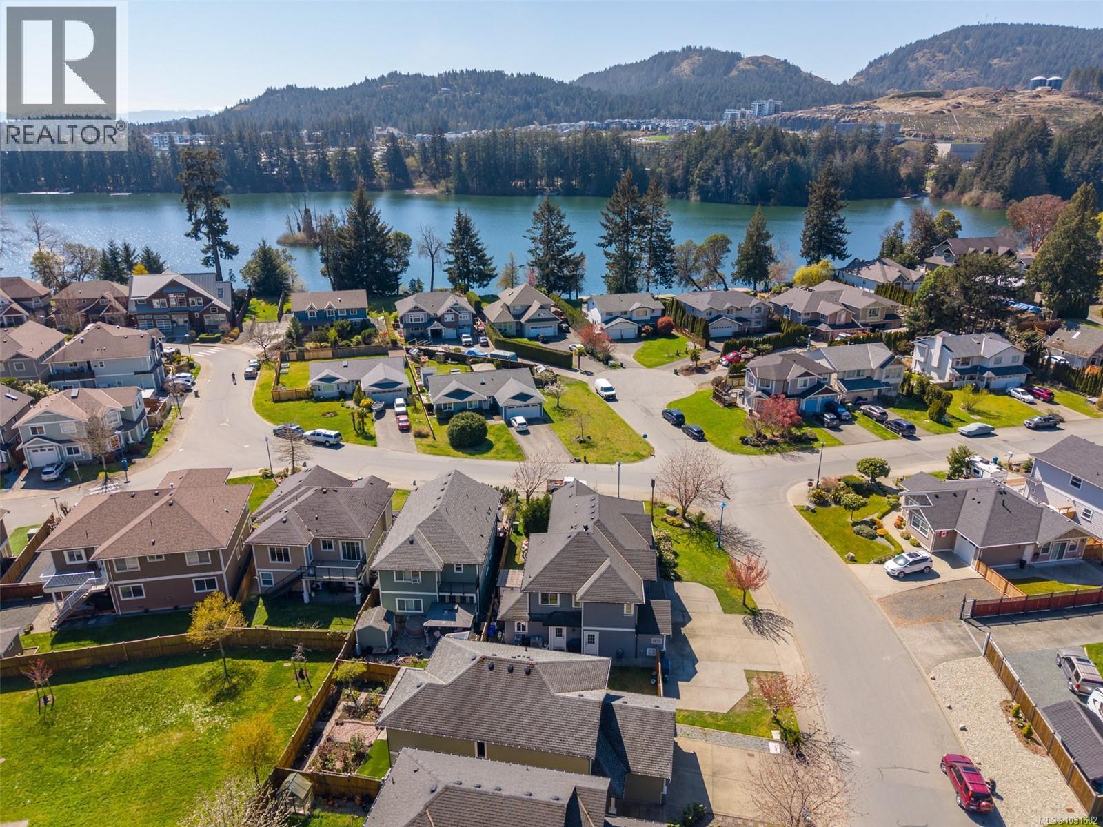 2798 LAKESHORE PL - 70