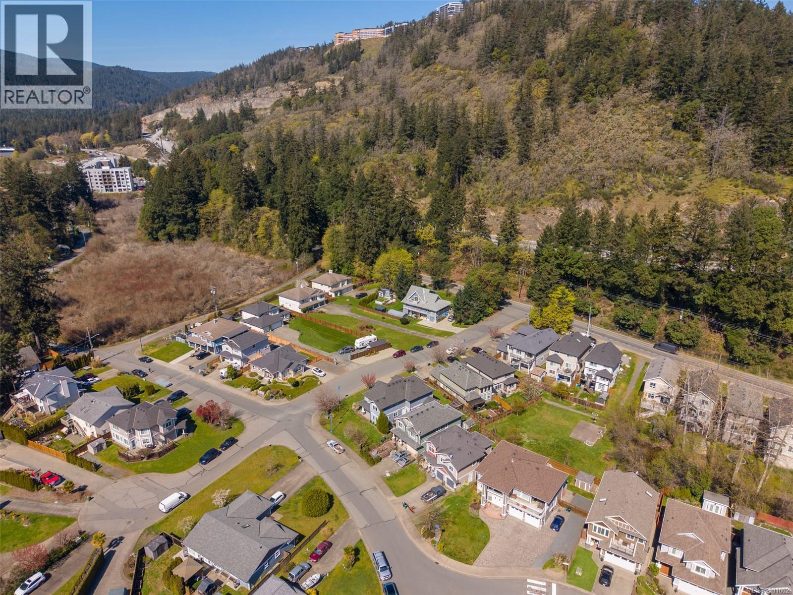 2798 LAKESHORE PL - 79