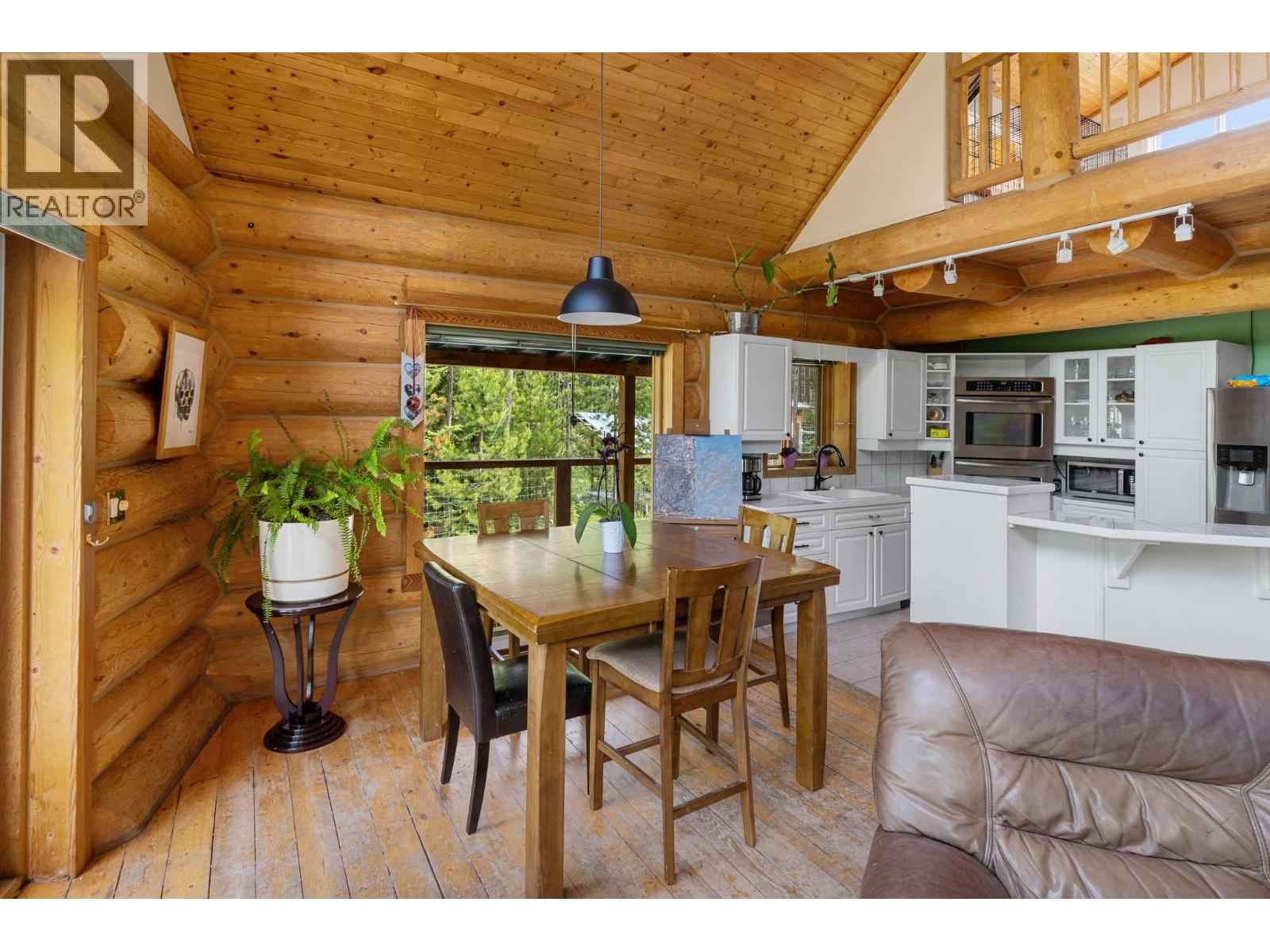 9360 Sunrise Place, Idabel Lake