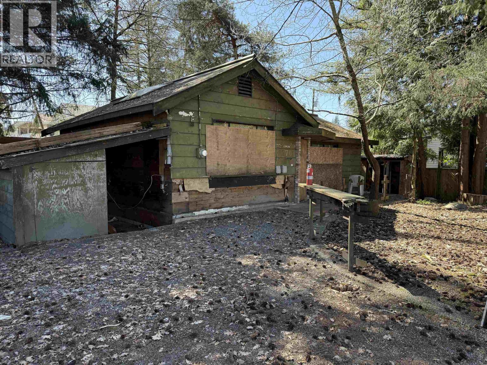 1570 SALISBURY AVENUE, Port Coquitlam