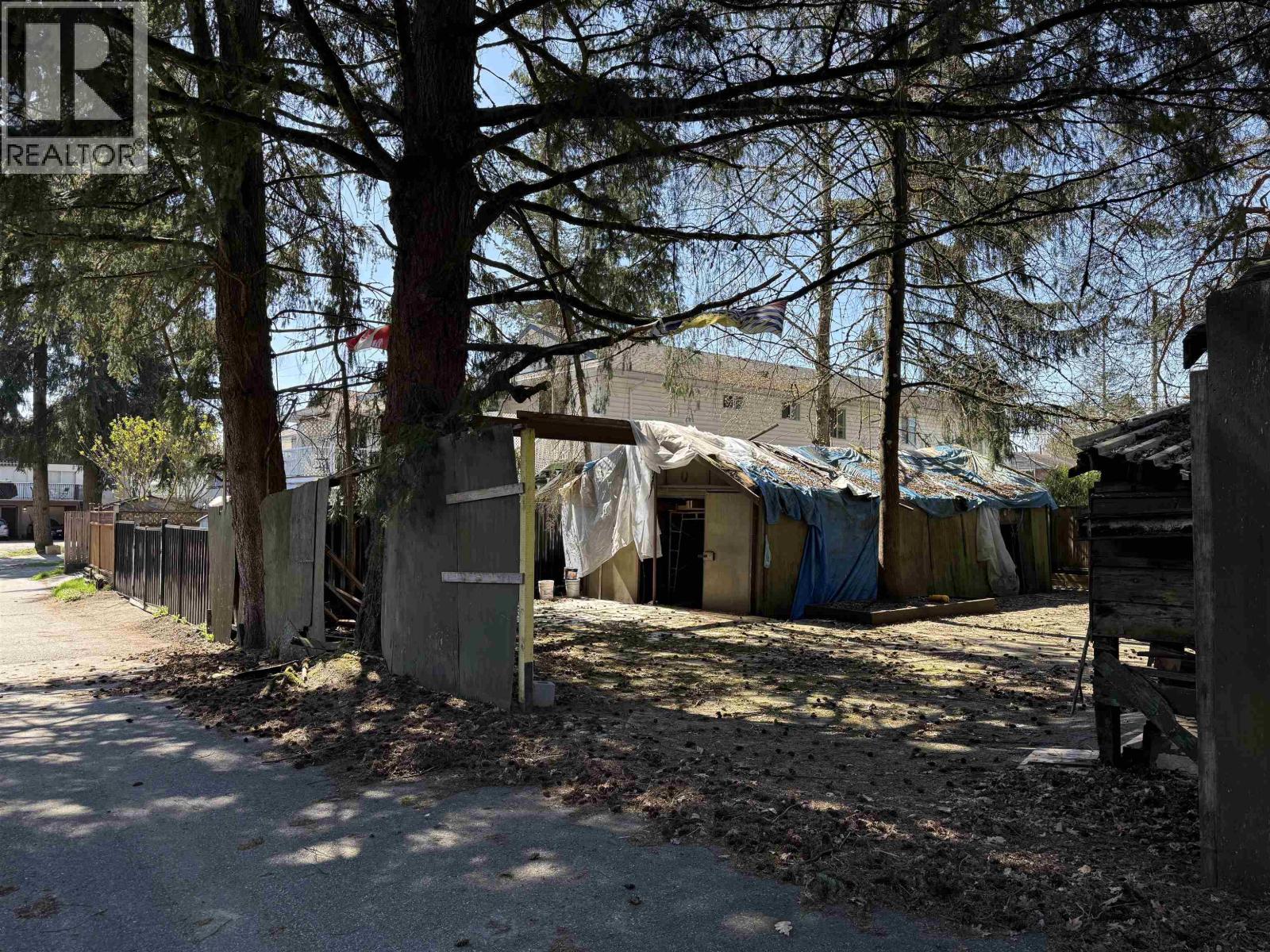 1570 SALISBURY AVENUE, Port Coquitlam