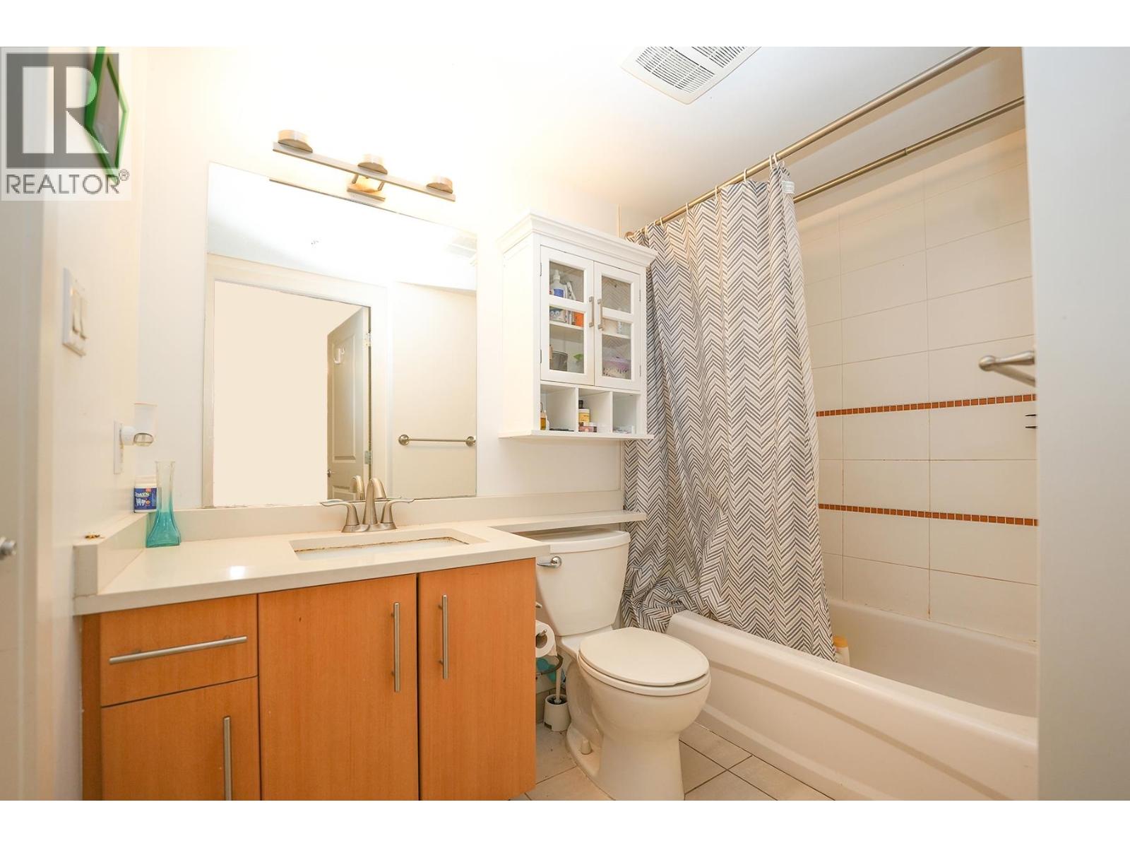 1808 3660 VANNESS AVENUE, Vancouver