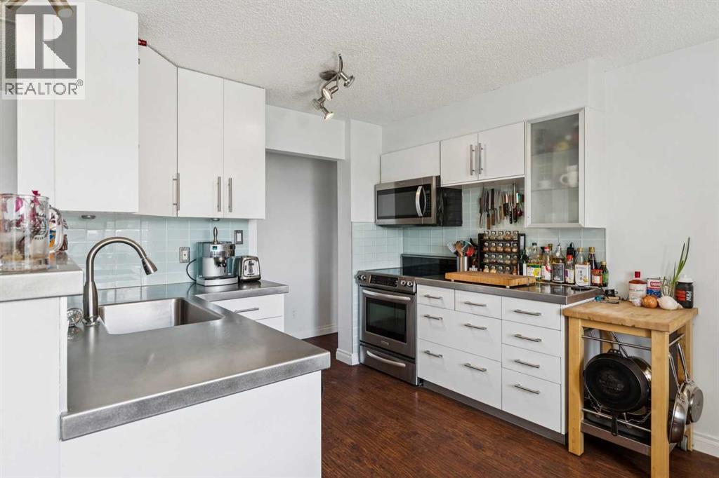 #605 523 15 Avenue SW - 14