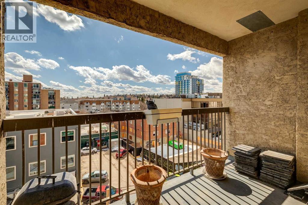 #605 523 15 Avenue SW - 21