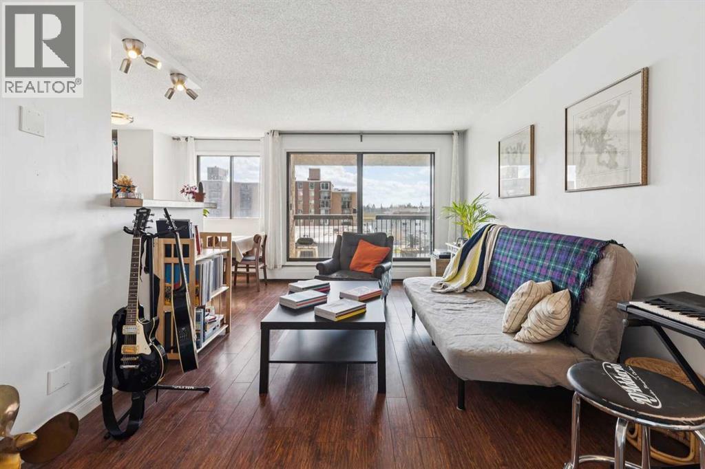 #605 523 15 Avenue SW - 5