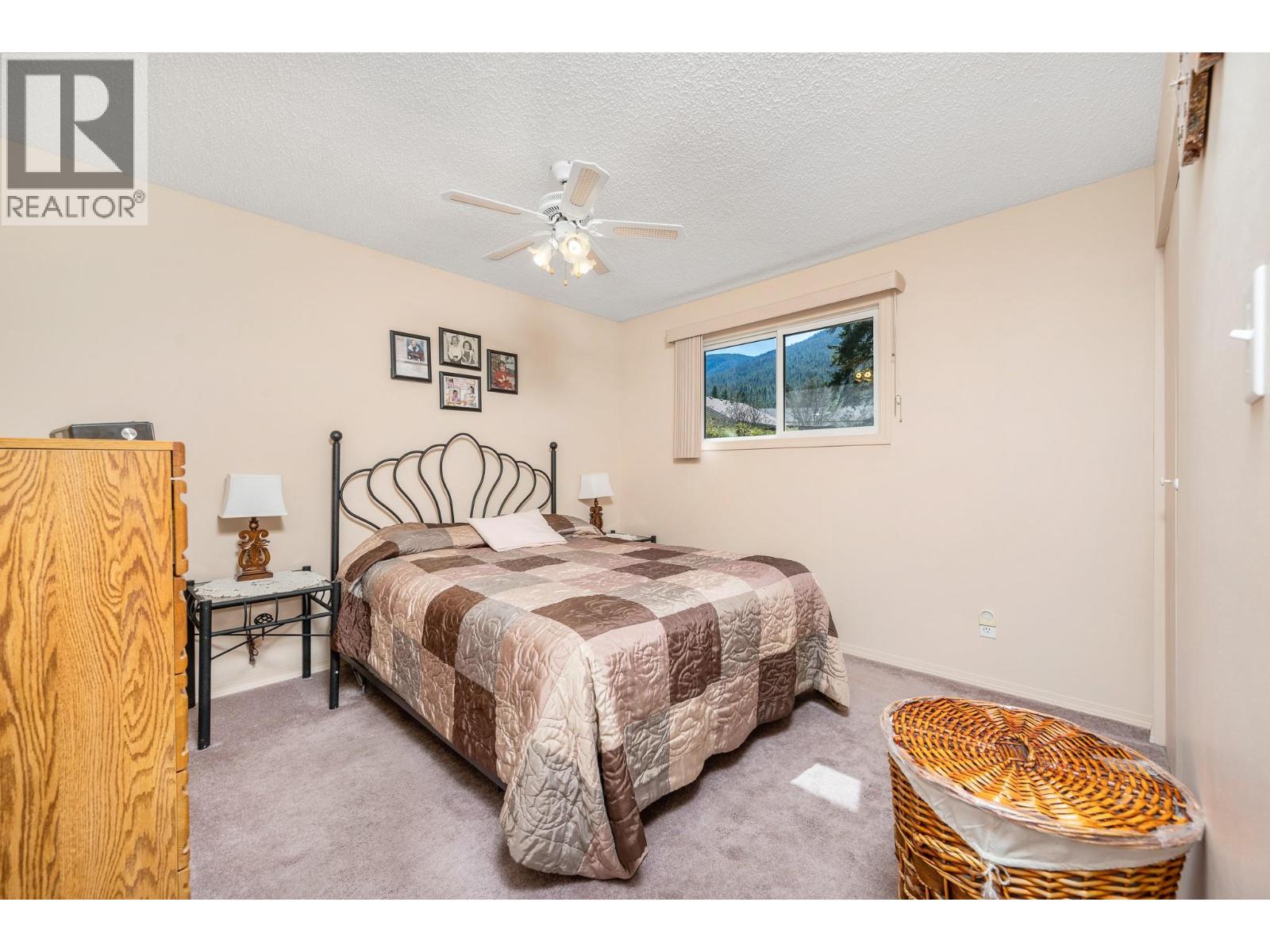 3415 Lockhart Drive, Spallumcheen