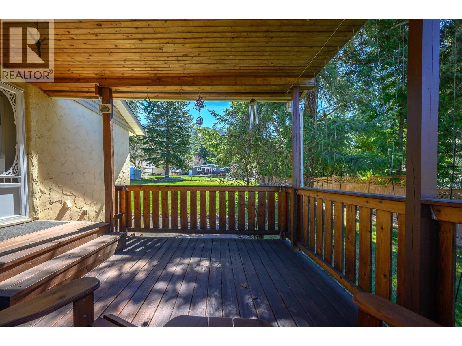 3415 Lockhart Drive, Spallumcheen