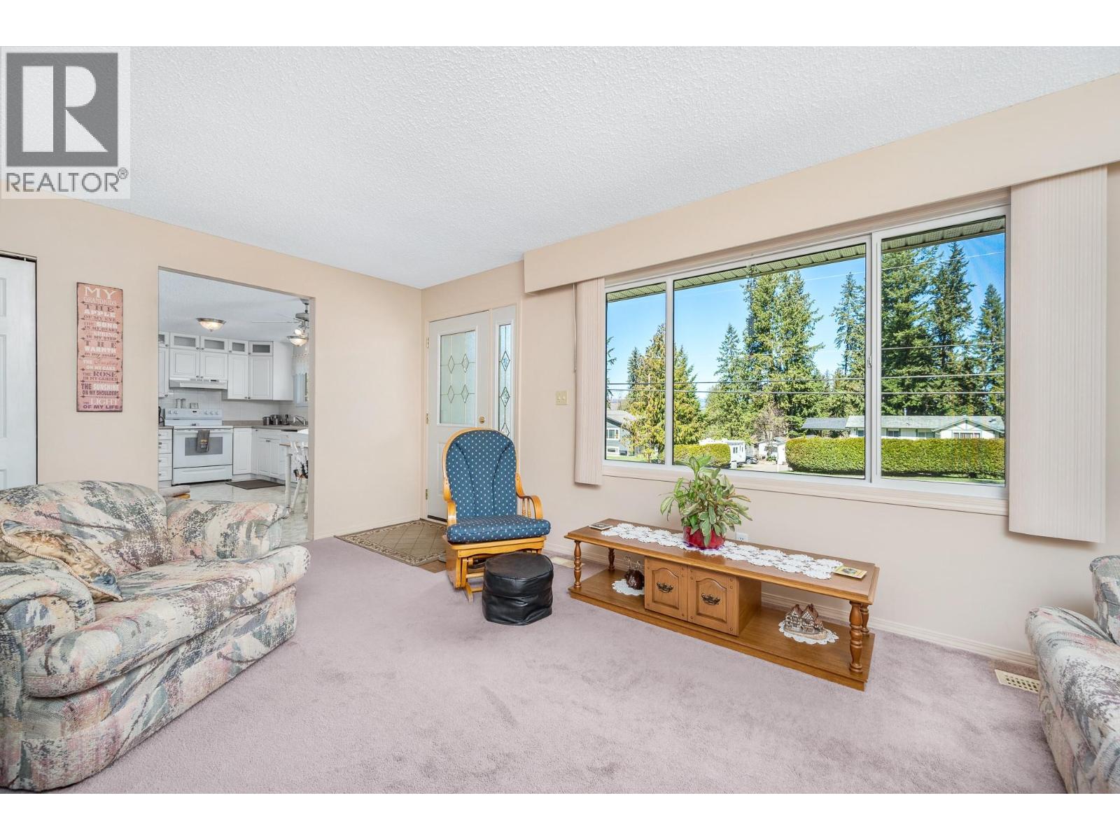 3415 Lockhart Drive, Spallumcheen