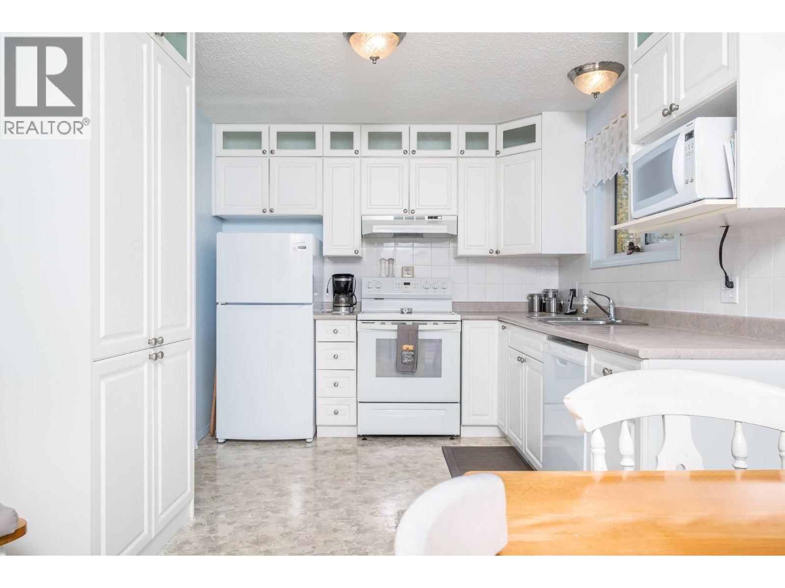 3415 Lockhart Drive, Spallumcheen