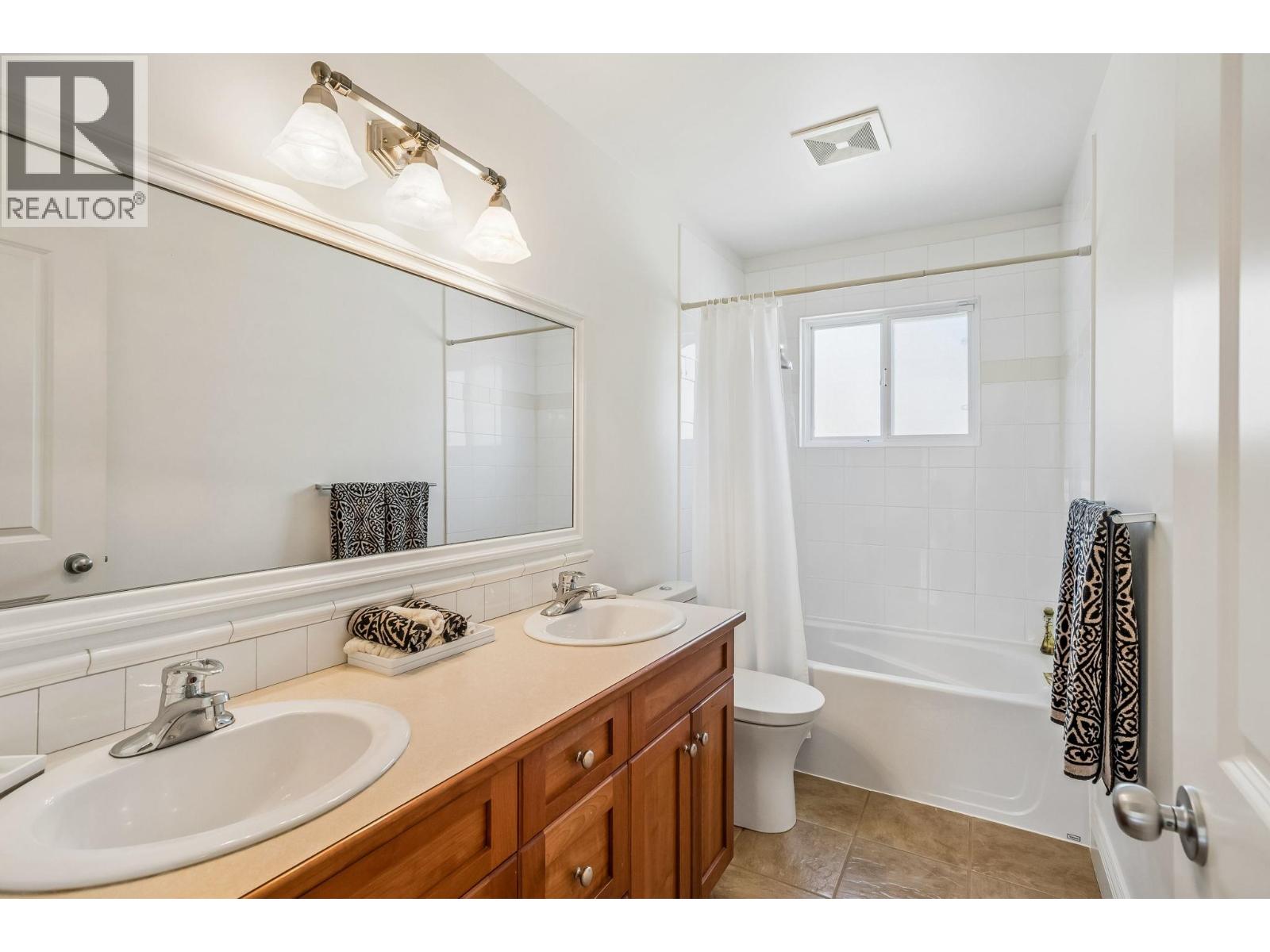 954 TUDOR AVENUE, North Vancouver