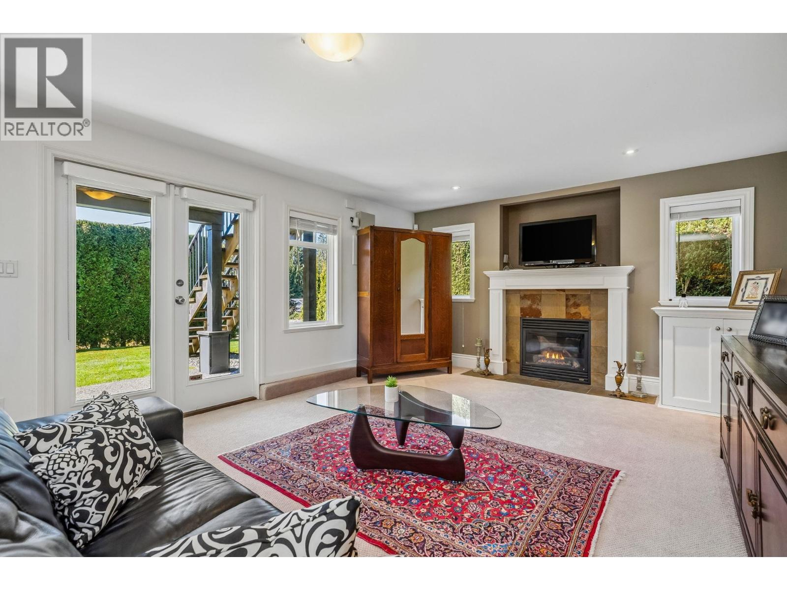 954 TUDOR AVENUE, North Vancouver