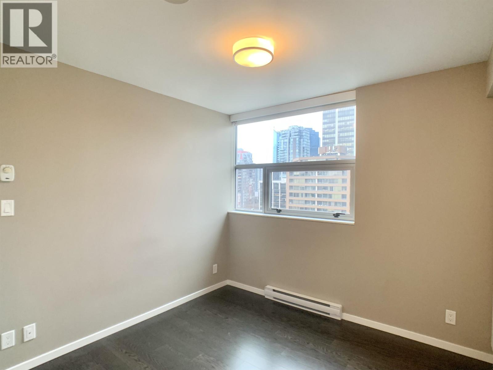 1607 999 SEYMOUR STREET, Vancouver