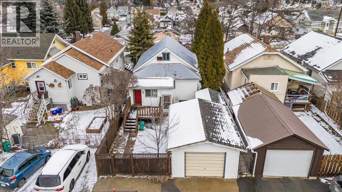 1522 THIRD AVENUE - 29