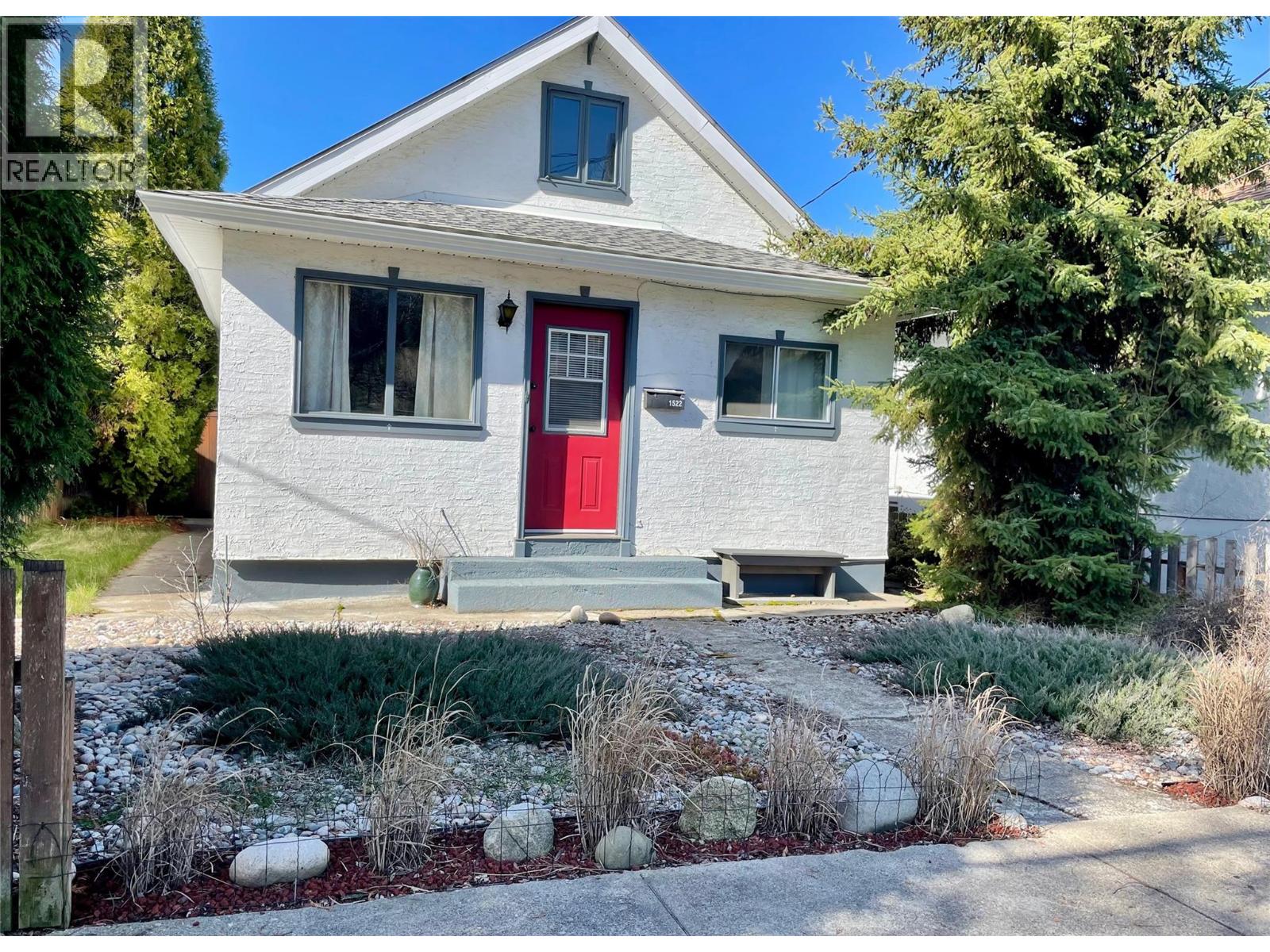 1522 THIRD AVENUE - 1