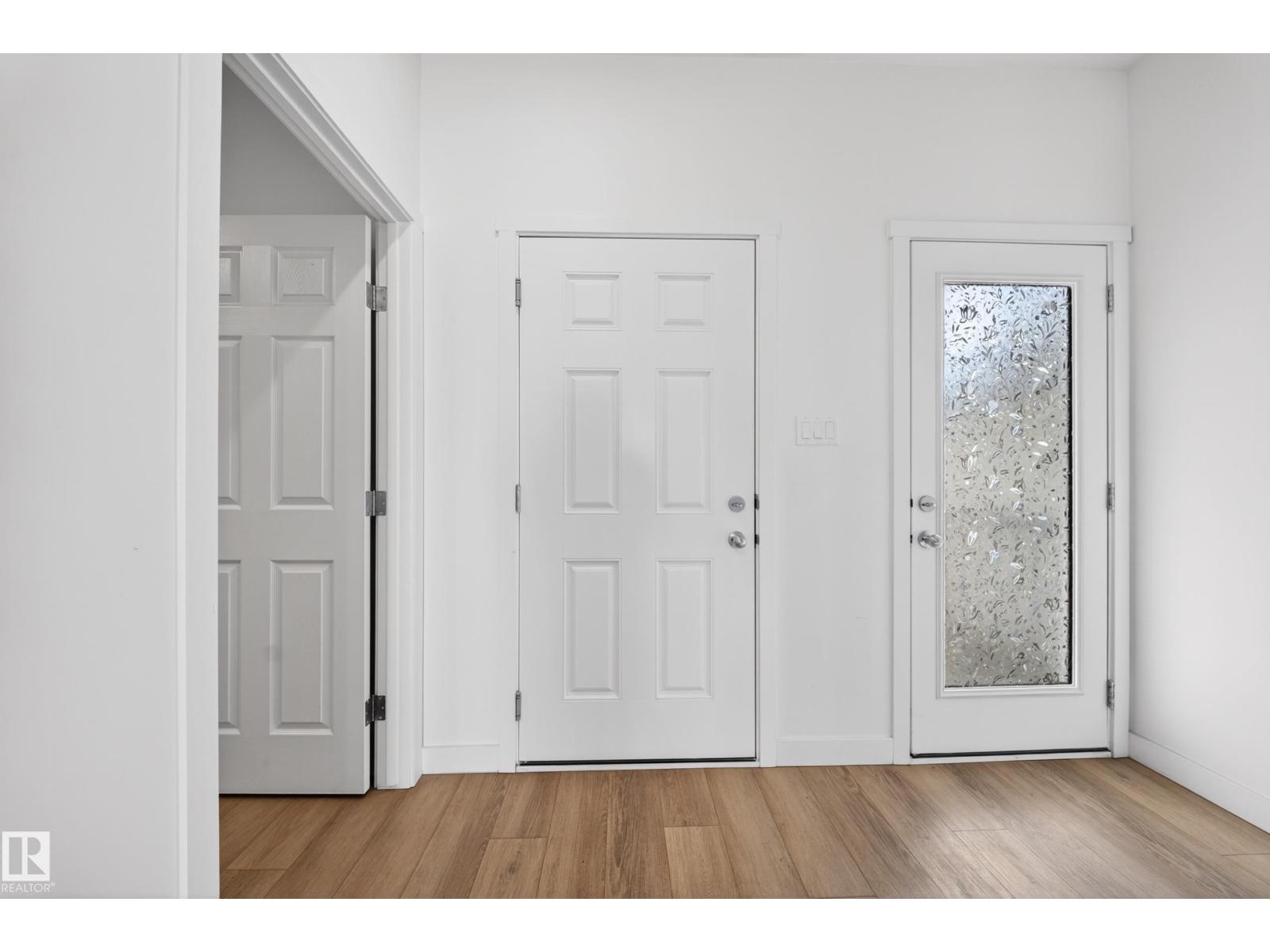 1684 12 ST NW - 19