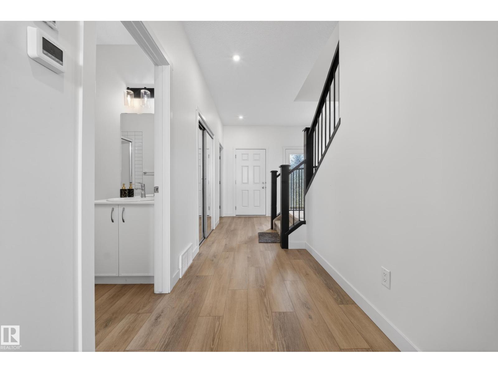 1684 12 ST NW - 21