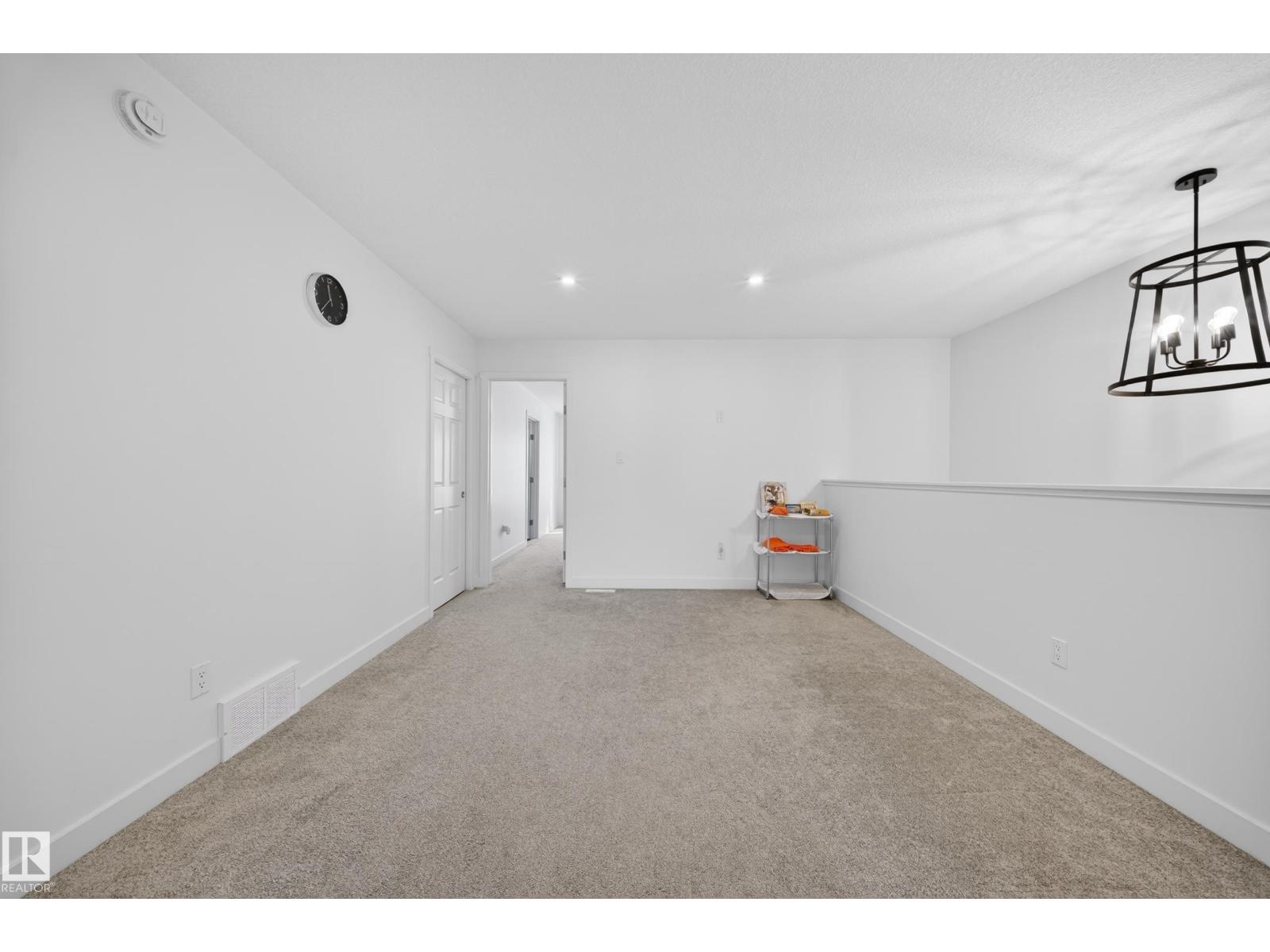 1684 12 ST NW - 31