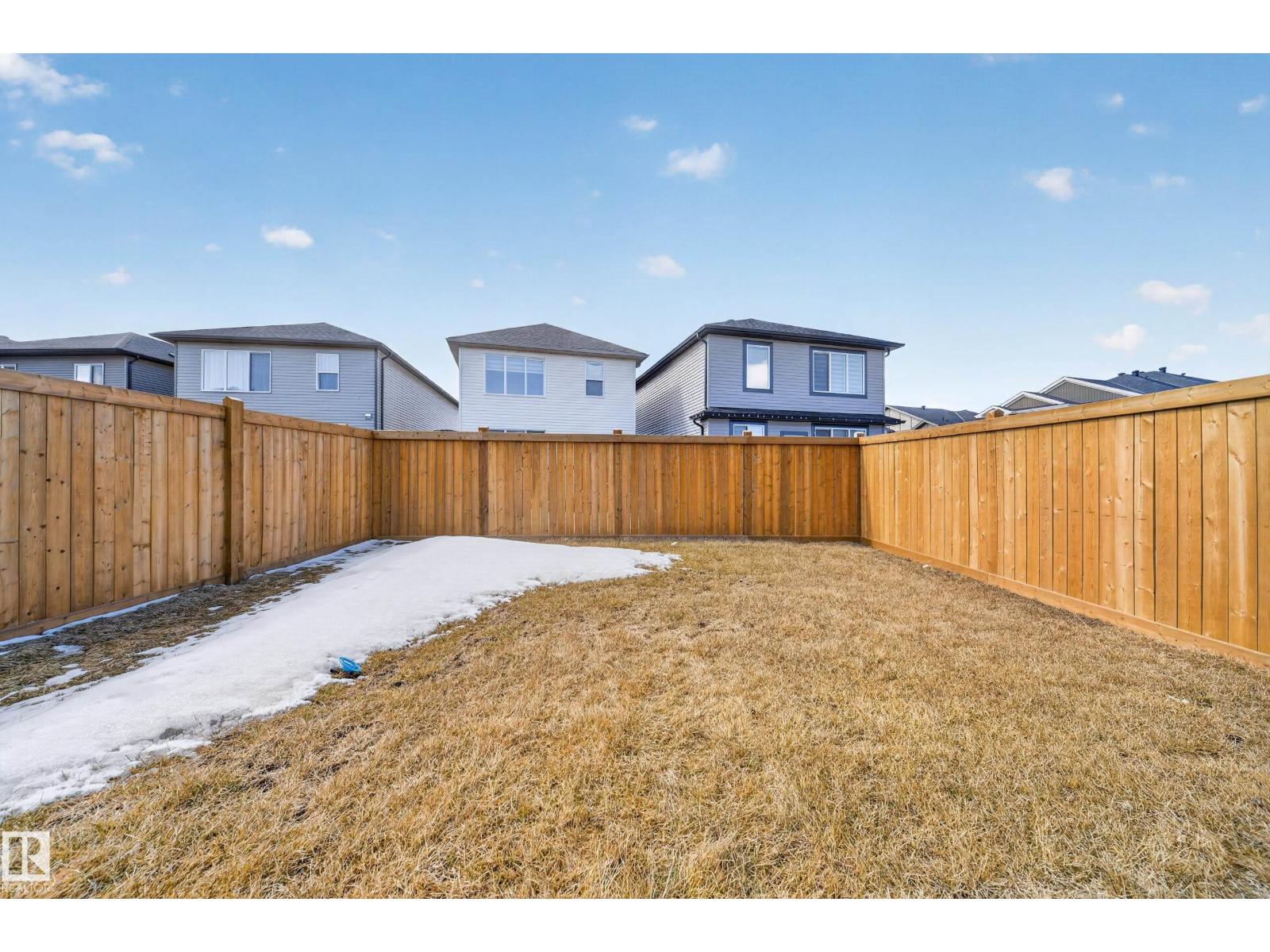 1684 12 ST NW - 45
