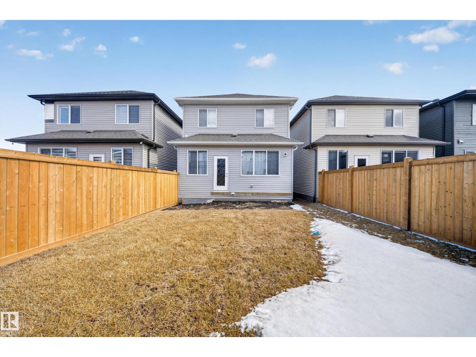 1684 12 ST NW - 46
