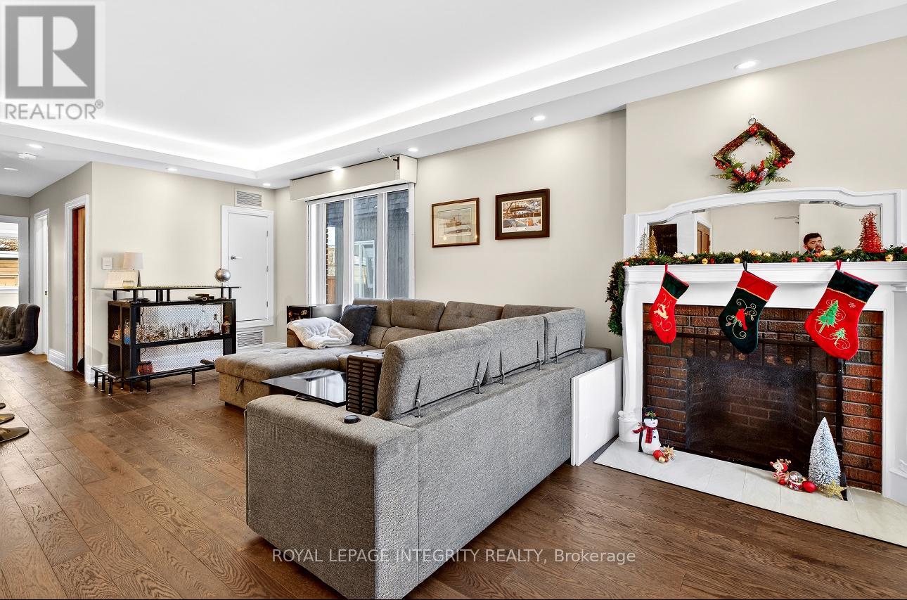 73 RENFREW AVENUE - 2