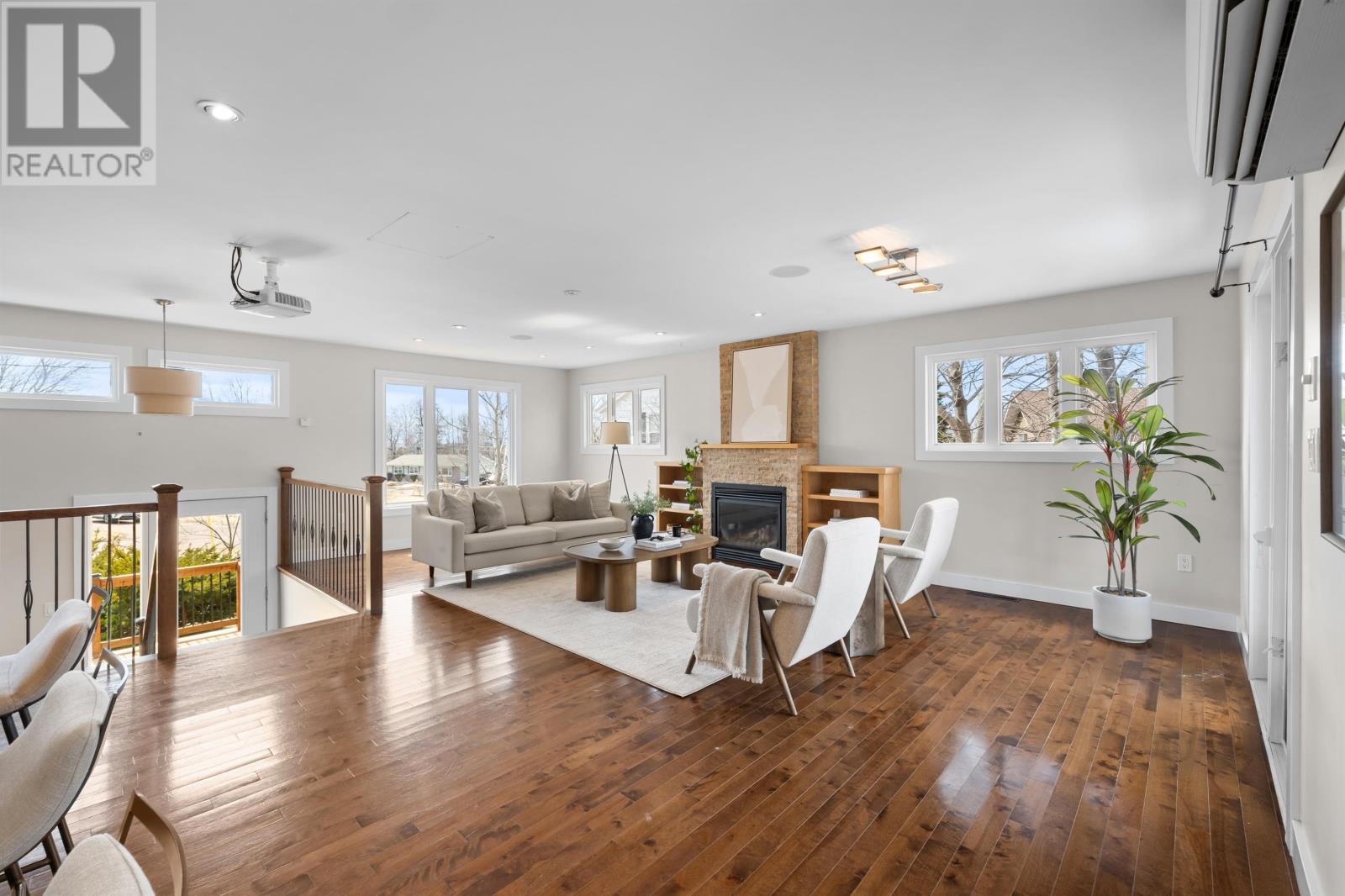 47 Admiral Street - 15