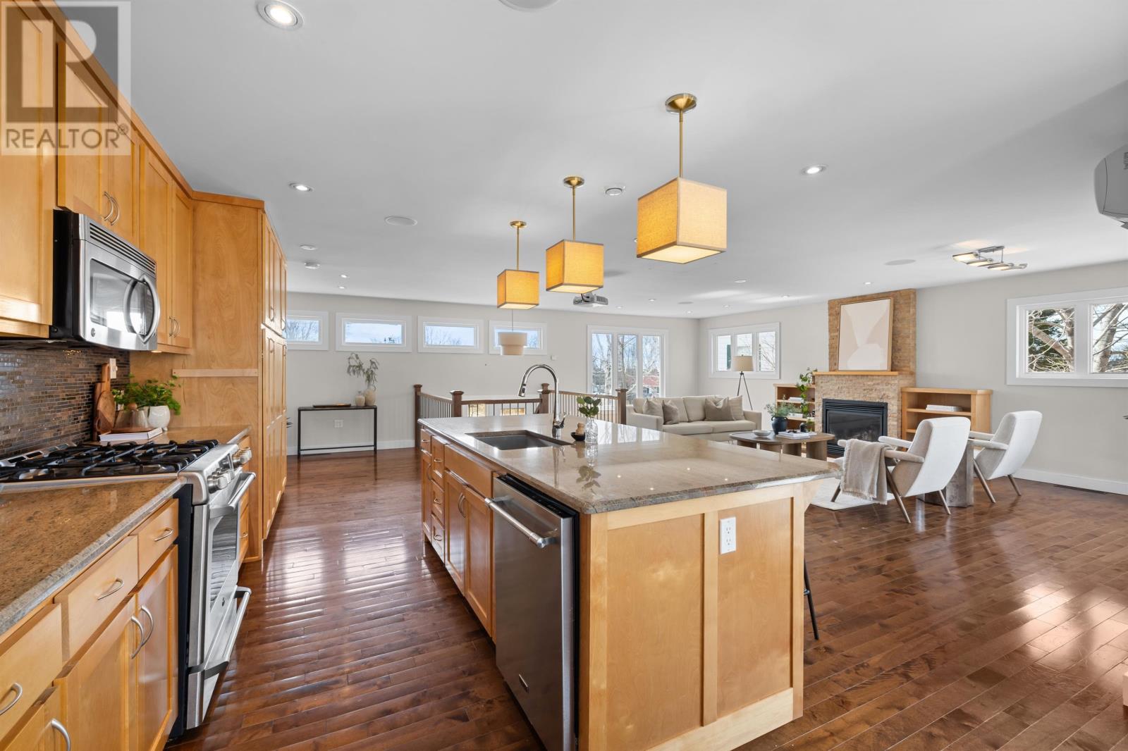 47 Admiral Street - 7