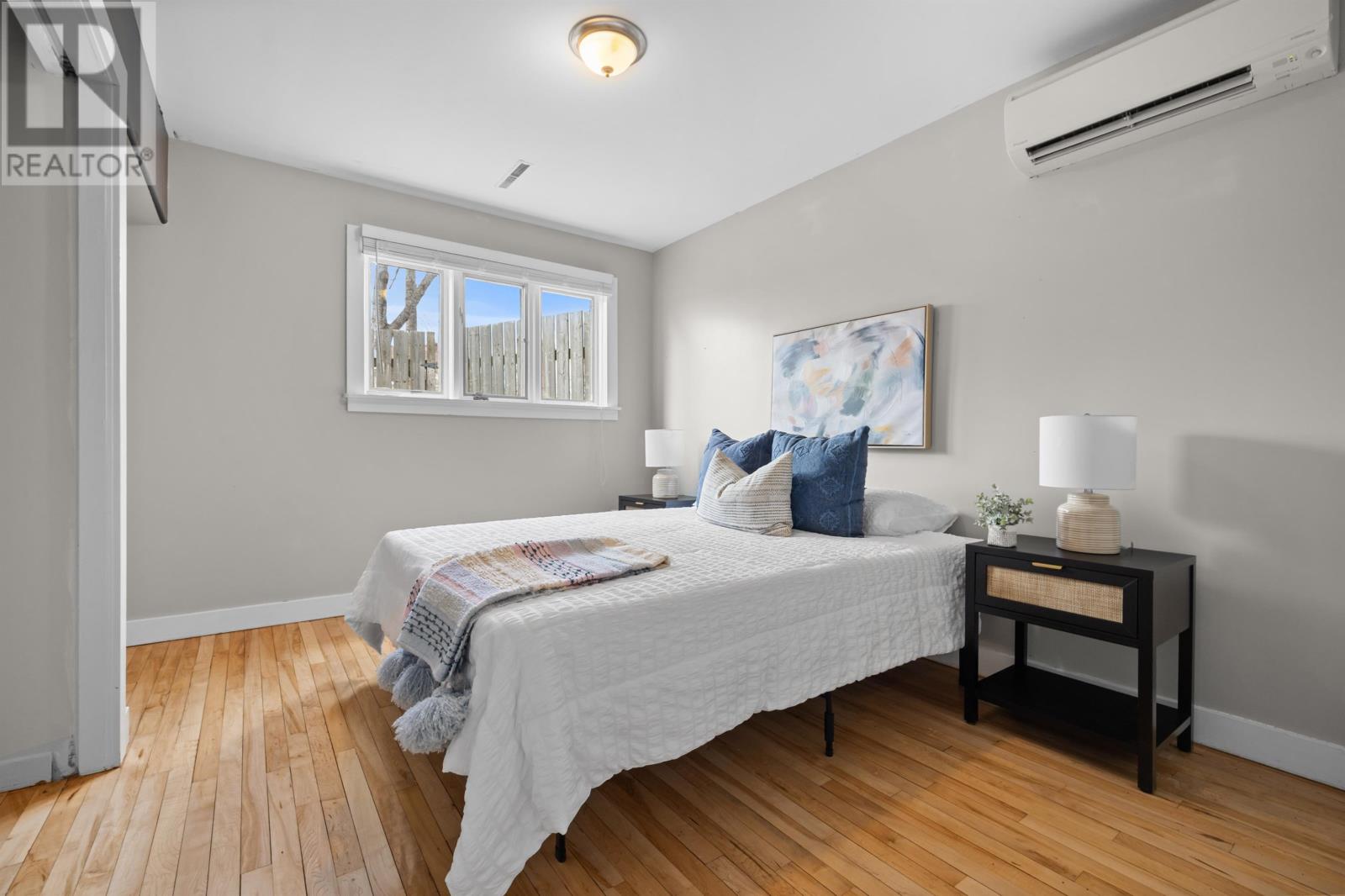 47 Admiral Street - 33