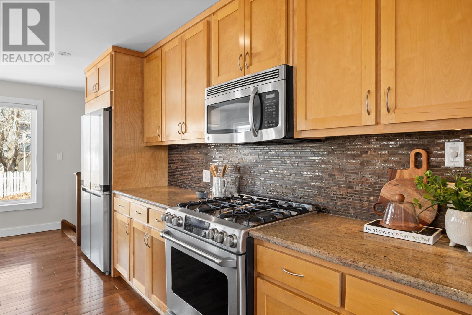 47 Admiral Street - 9
