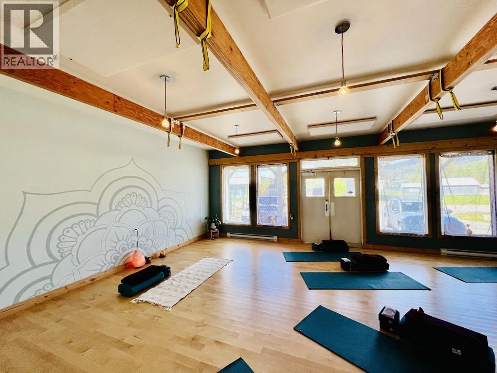 4358 11TH Avenue, New Hazelton