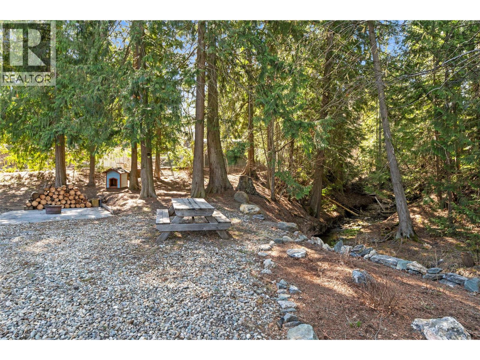 1284 NOTCH HILL ROAD - 37