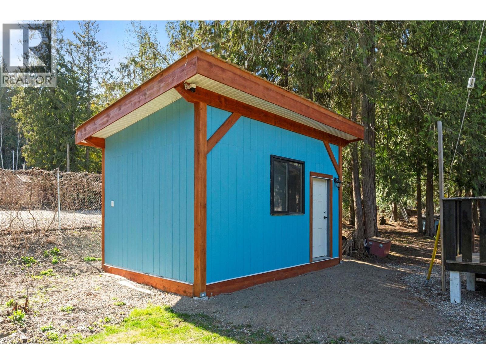 1284 NOTCH HILL ROAD - 30