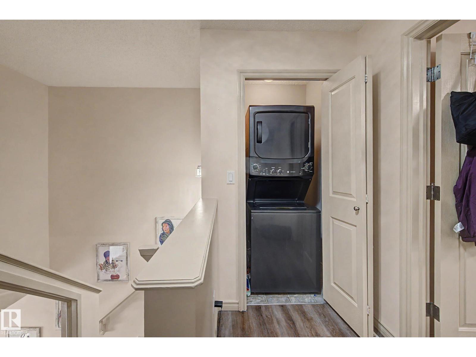 #92 13825 155 AV NW - 15