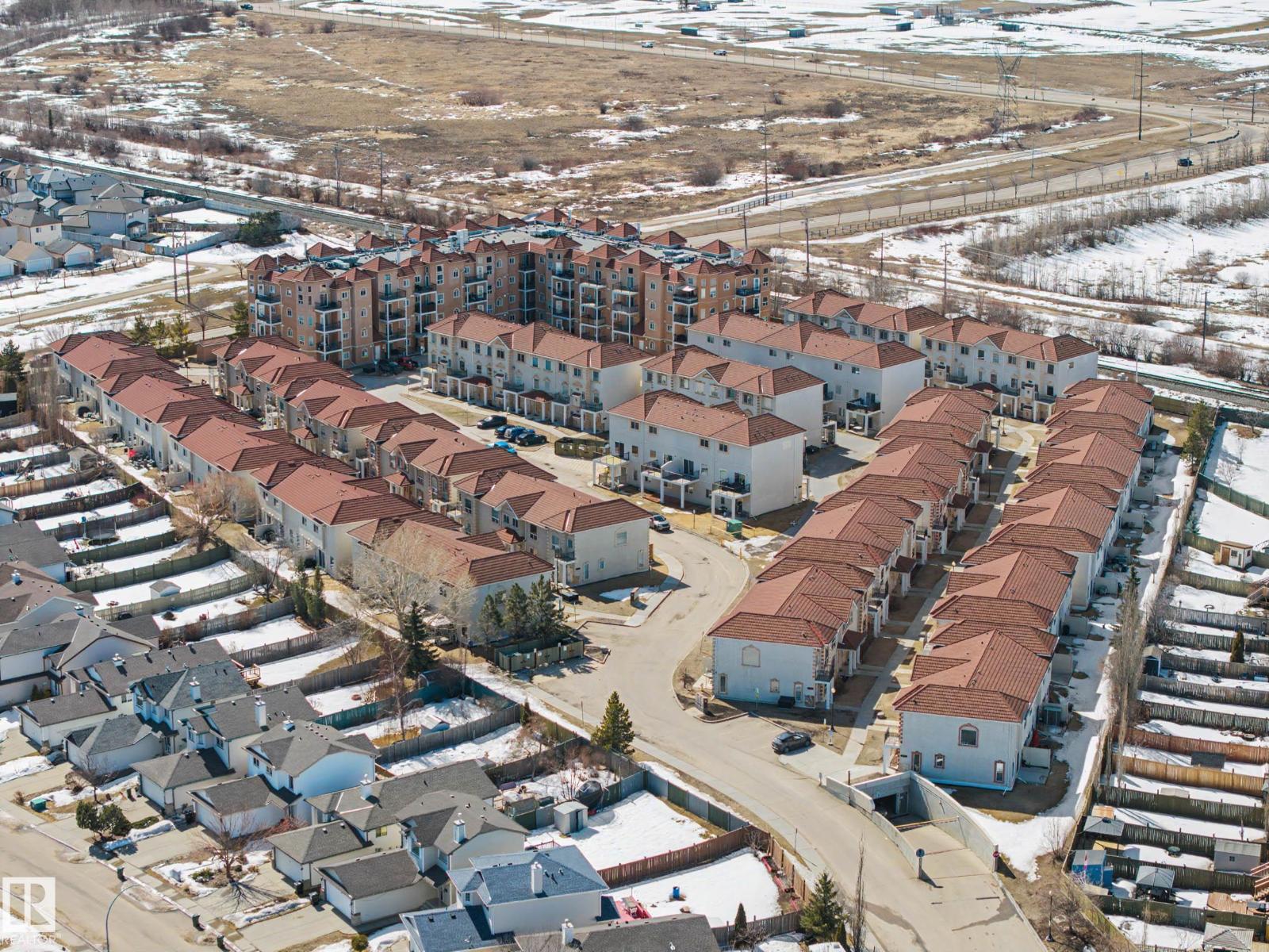 #92 13825 155 AV NW - 26