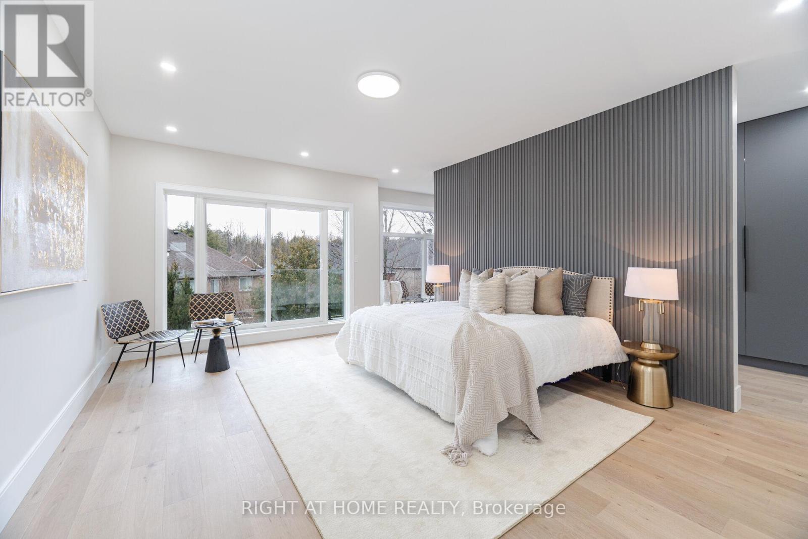 1950 ROSEBANK ROAD - 26