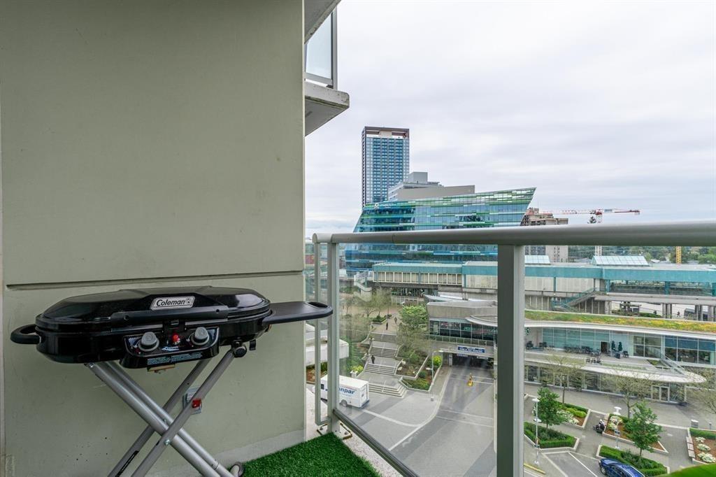 809 9981 WHALLEY BOULEVARD, Surrey